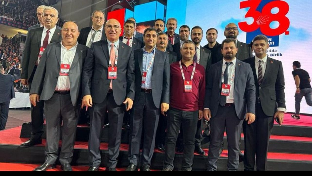 Kemal Kılıçdaroğlu'nu Desteklemişlerdi! Yeni Genel Başkan Özgür Özel'e tebrik mesajı