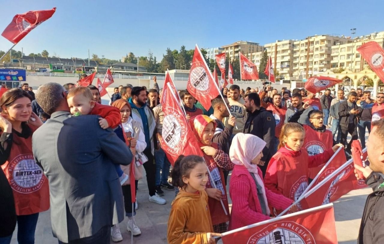 Urfa'da direnen işçilere yürüyüş izni yok!
