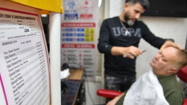Saç sakal kesimi bin lirayı geçti! "Altın makasla mı kesiyorlar"