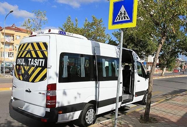 Öğrenci servisi kaçırıldı! Akılalmaz: 'Lastiğiniz patlak' deyip öğrenci dolu aracın camını tıklattı...