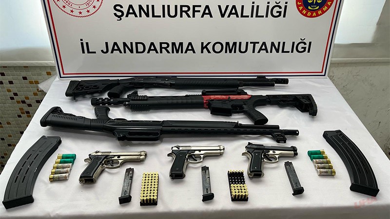 Şanlıurfa’da silah kaçakçılığı operasyonu: Ev değil mühimmat deposu