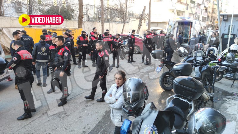 Şanlıurfa’da karakol önünde ortalık karıştı... Yaralı ve gözaltılar var