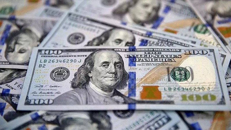 Dolar yerel seçim sonrası haftaya rekor seviyeden başladı