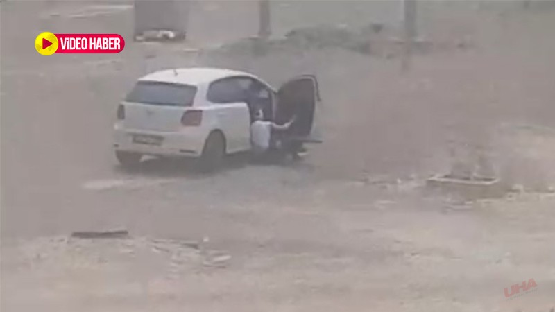 Şanlıurfa’da kadına şiddet anları kamerada: Araçtan atladı, feryadı caddeyi inletti!