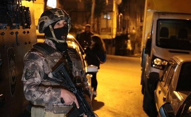 Şanlıurfa'da Uyuşturucu Kaçakçısı Yakalandı: 12 Yıl Hapis Cezasıyla Aranıyordu