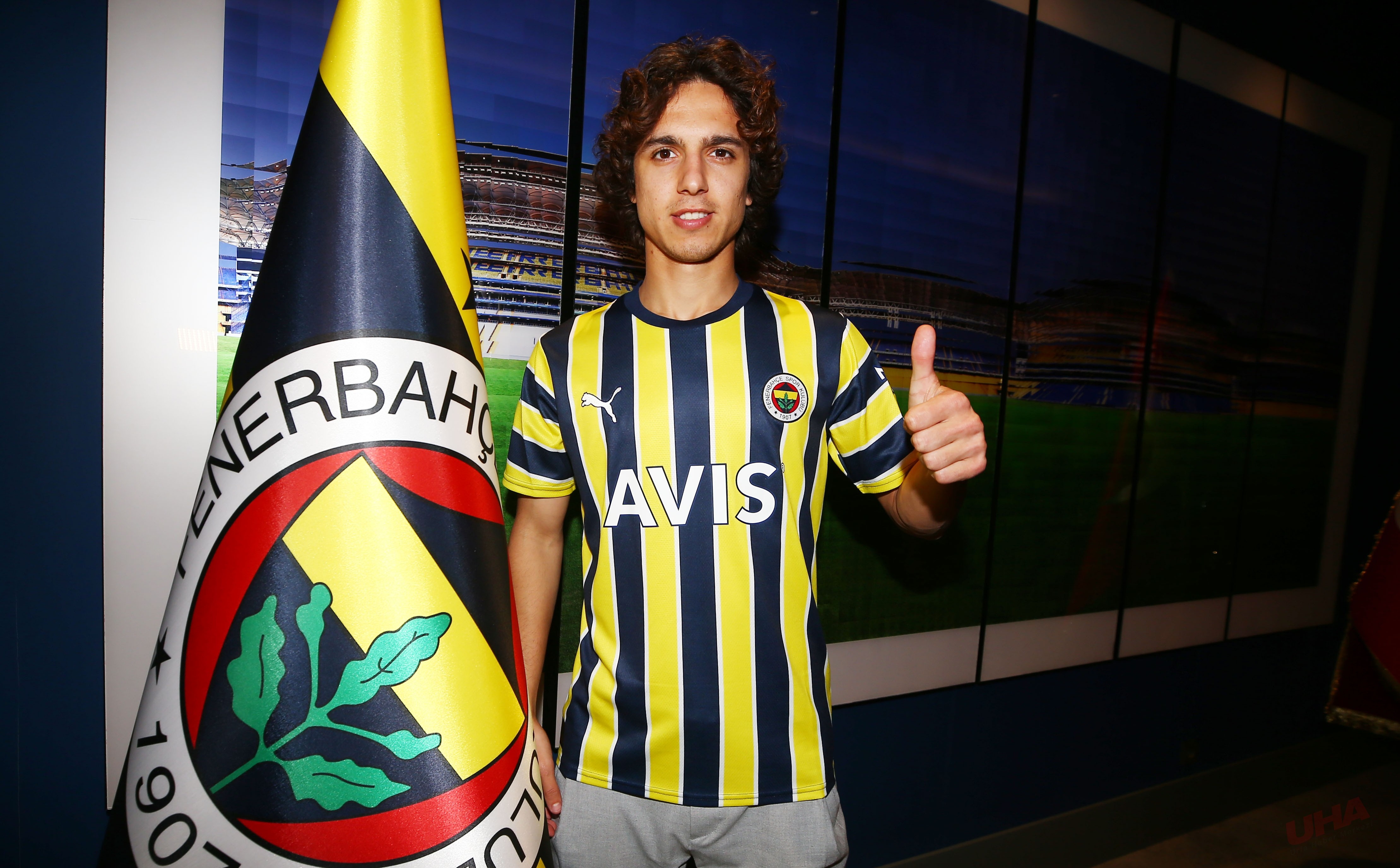 ŞANLIURFASPOR FENERBAHÇE'NİN GENÇ YILDIZINA TALİP