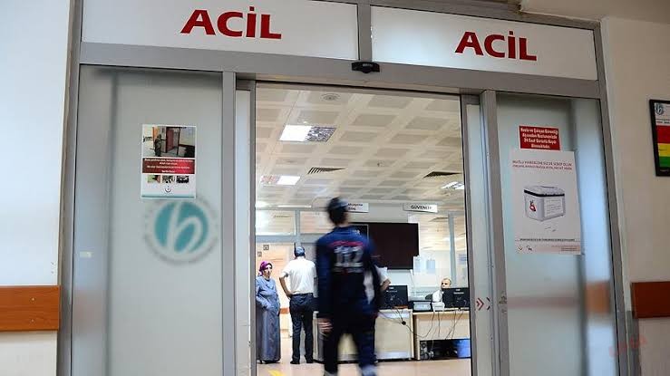 Şanlıurfa'da Korkutan Trafik Kazası: İki Kişi Yaralandı