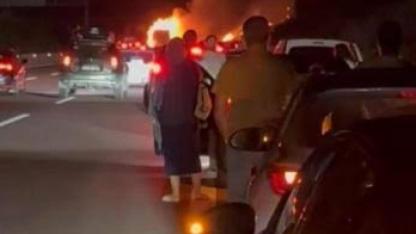 Şanlıurfa’da TIR alev alev yandı: Yükler kullanılamaz hale geldi